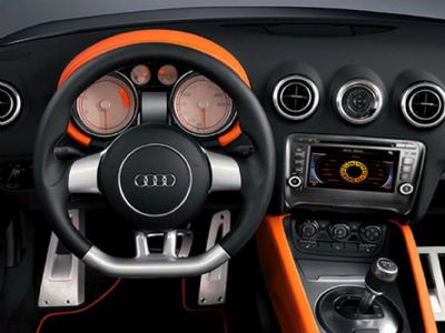 CYCLONE AUDI TT DVD ve Multimedya Sistemi Geri Görüş Kamerası